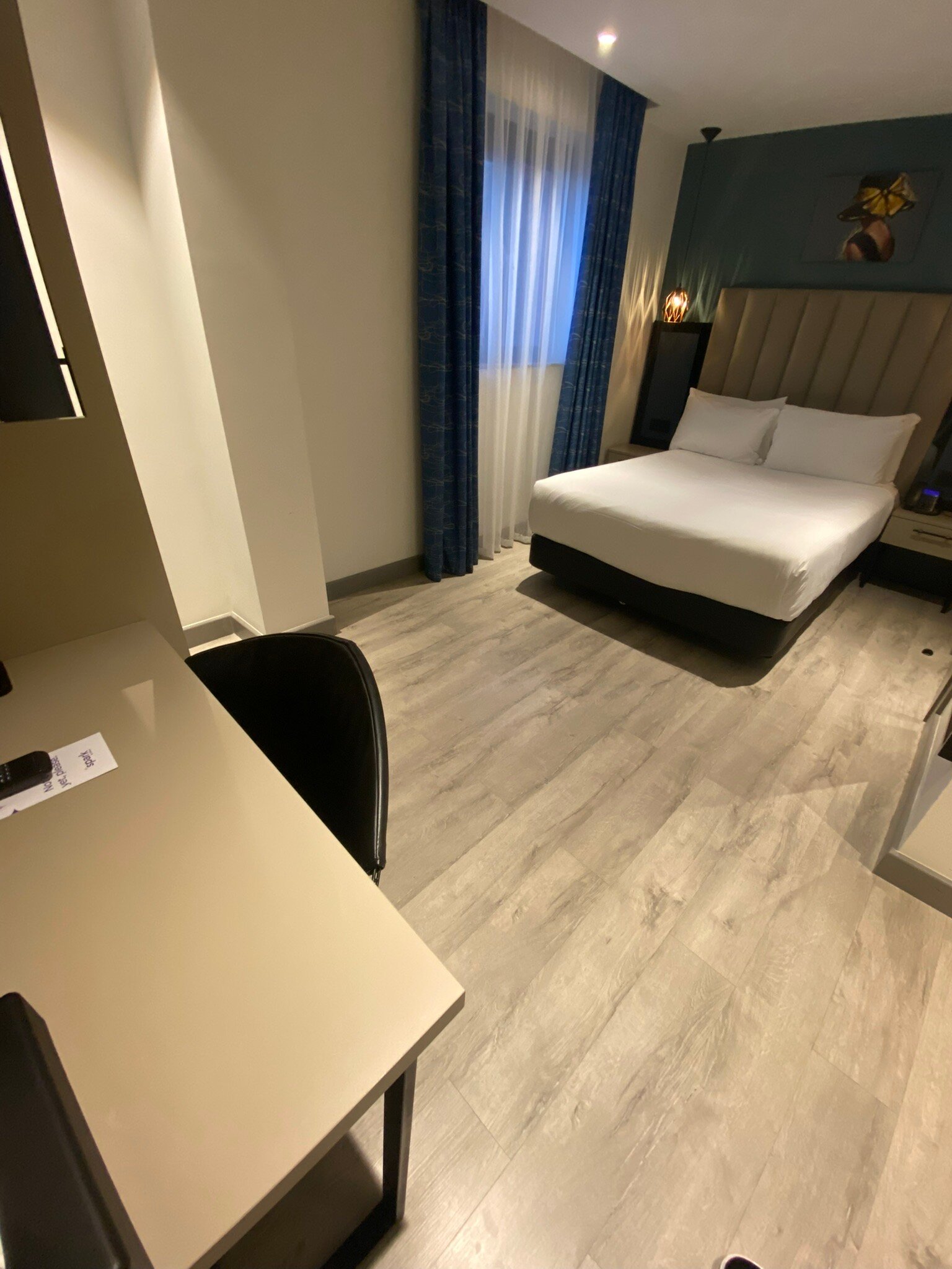 Spark By Hilton Luton-官方