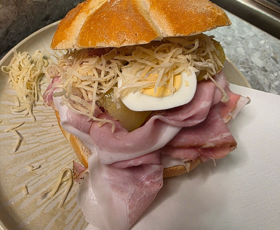 Benediktinermarkt-卡拉根渡口必去景点