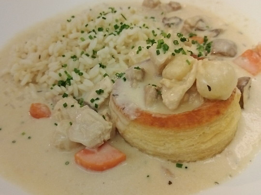 奥雷斯林酒店主图