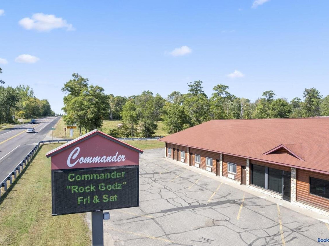 Commander Motel