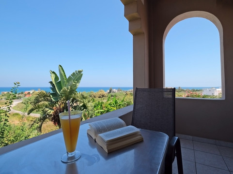 Poledas Apartments主图