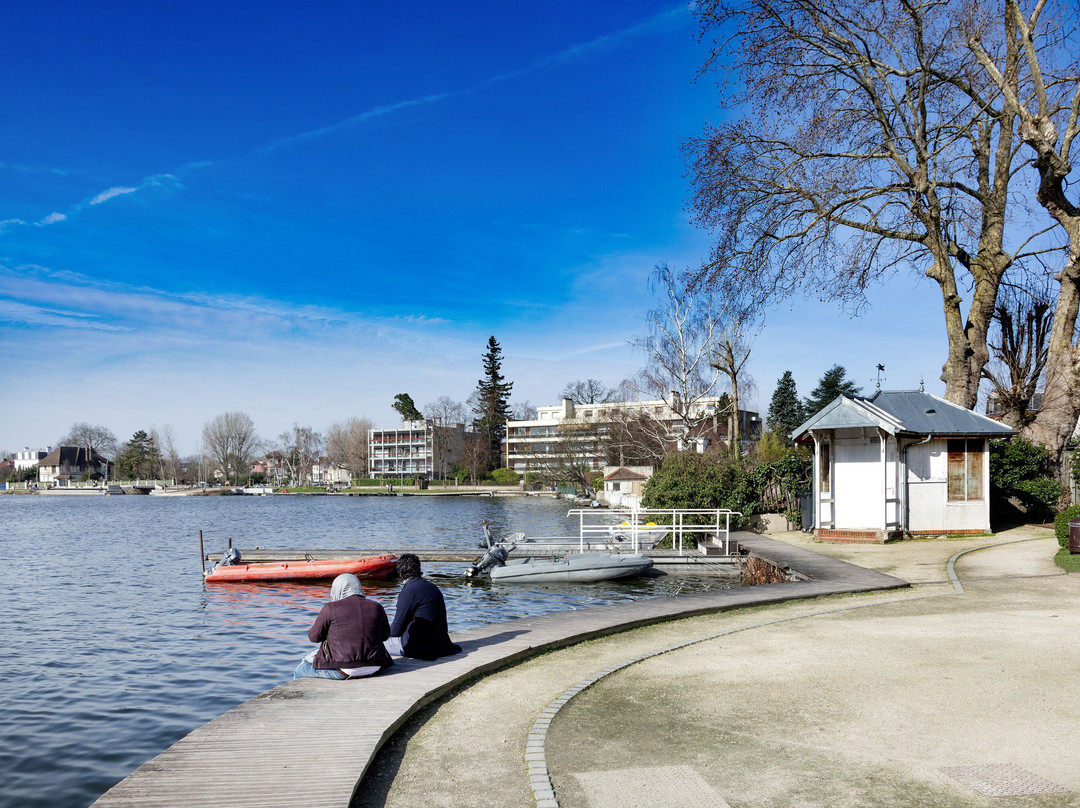 LAC D'ENGHIEN-LES-BAINS-昂吉安莱班必去景点