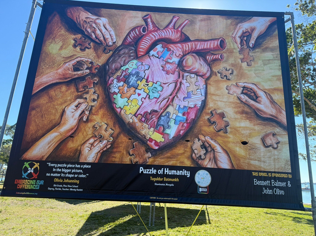 Embracing Our Differences-萨拉索塔必去景点