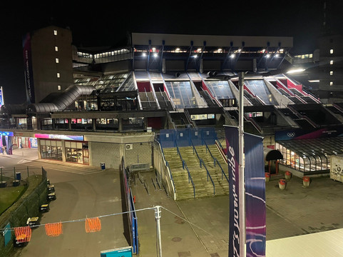 Unipol Forum-阿萨戈必去景点