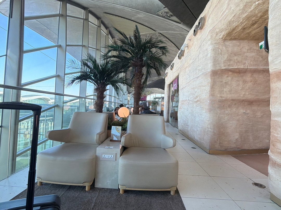 Plaza Premium Lounge (departures)-安曼必去景点
