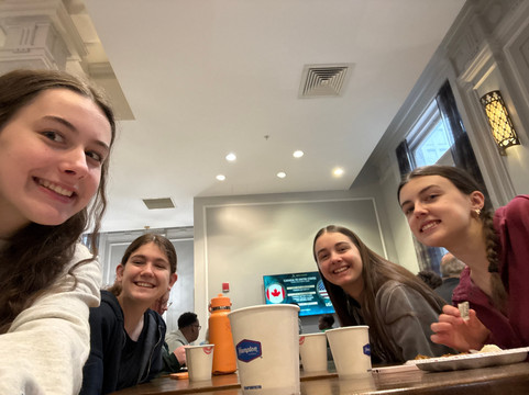 巴尔的摩内港欢朋套房酒店主图