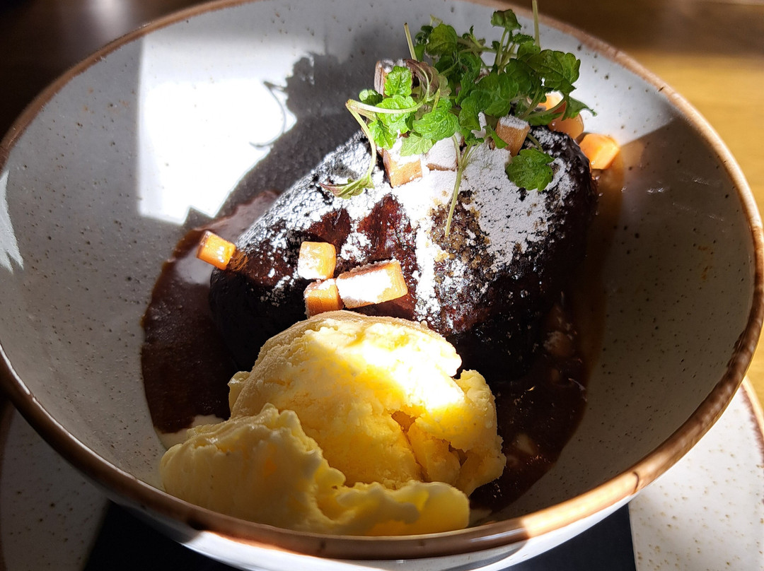 The Ostrich Inn, South Creake, Norfolk主图