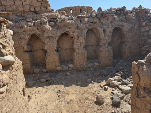 Tanuf Ruins-尼日瓦必去景点