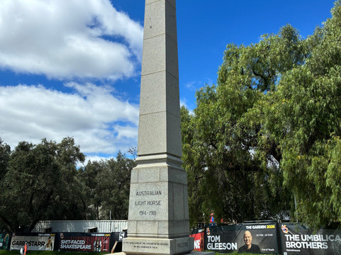War Horse Memorial-阿德莱德必去景点