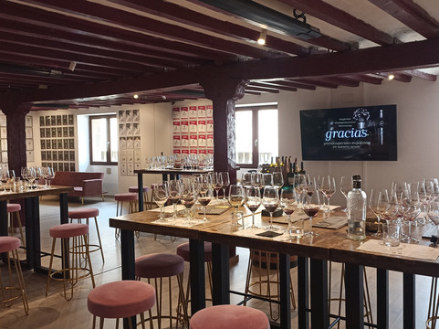 Bodegas Manzanos Haro-哈罗必去景点