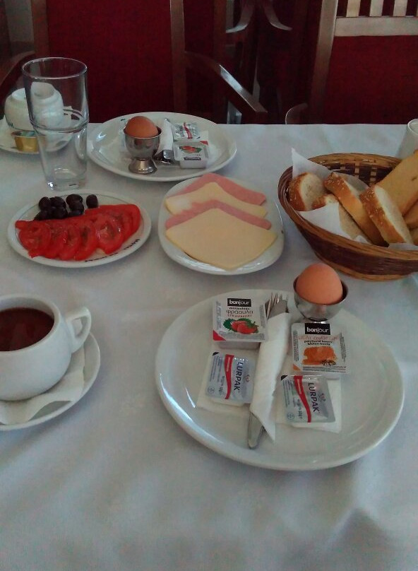 菲利波斯兹酒店主图