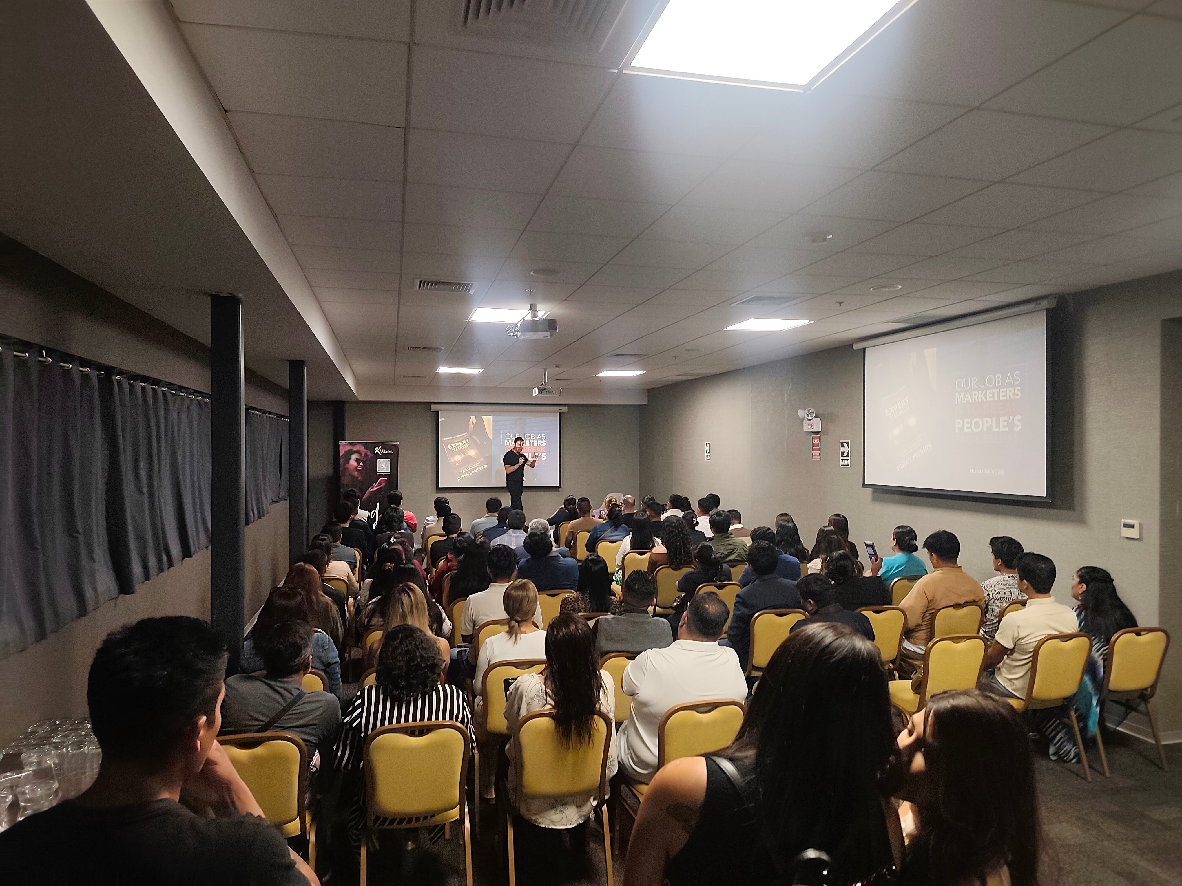 BTH Rebel塔克纳-官方