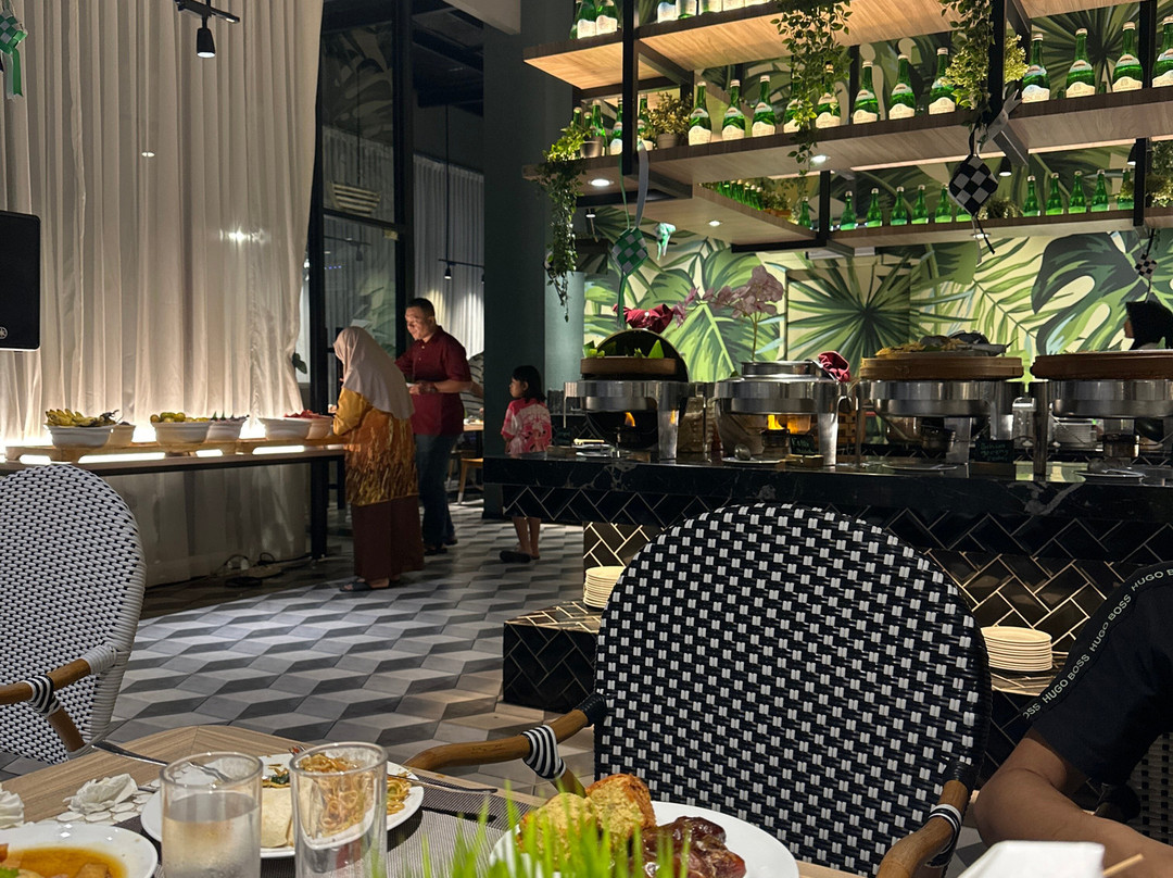 The Zuri 杜迈酒店主图