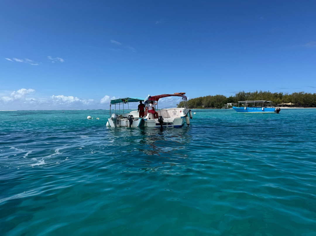 Blue Bay Marine Park-马喜埔必去景点