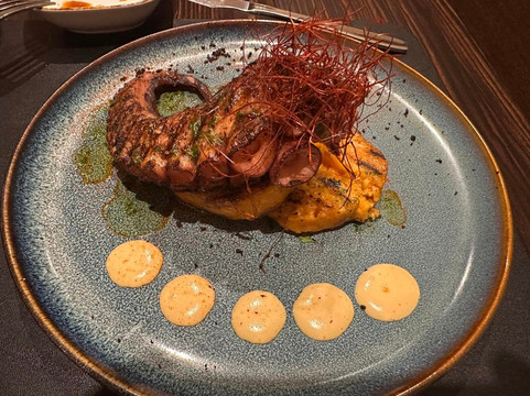 Diestro Tapas y Paellas