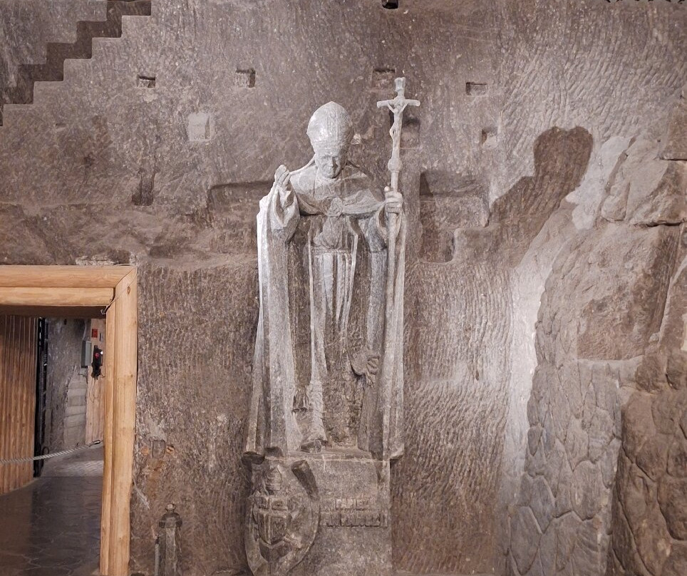 Saltworks garden-维利奇卡必去景点