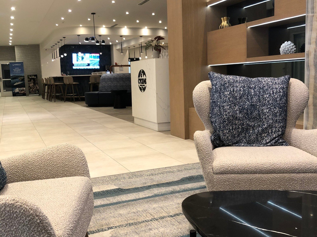 伯灵顿假日酒店及会议中心主图