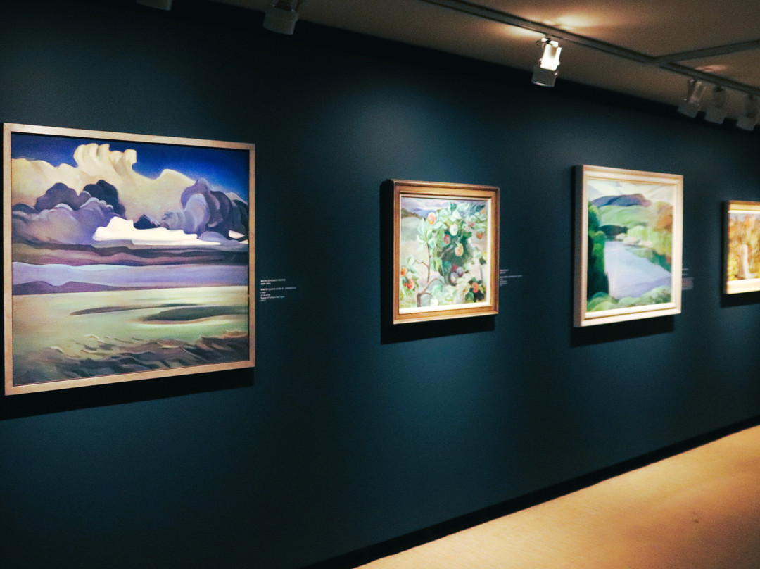 McMichael Canadian Art Collection-克兰堡必去景点