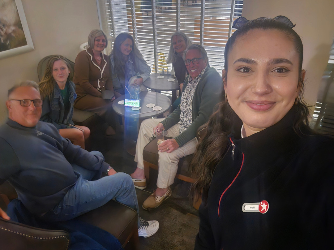 格兰德公园拉拉酒店主图