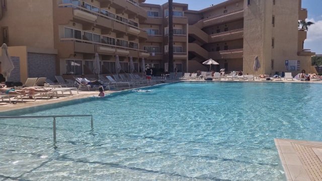 阳光海滩度假村-泳池