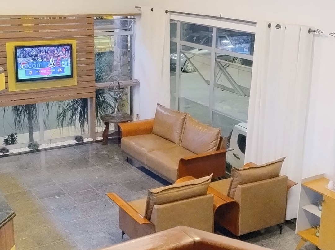 乌巴恩萨广场酒店主图