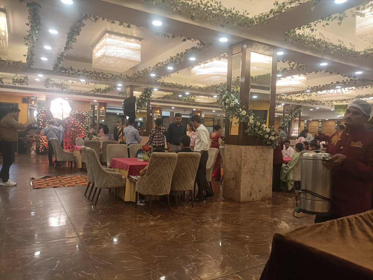 阳光公园酒店-旅行者