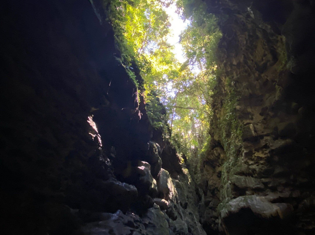 Blue Water Falls and Cave-Baggao必去景点