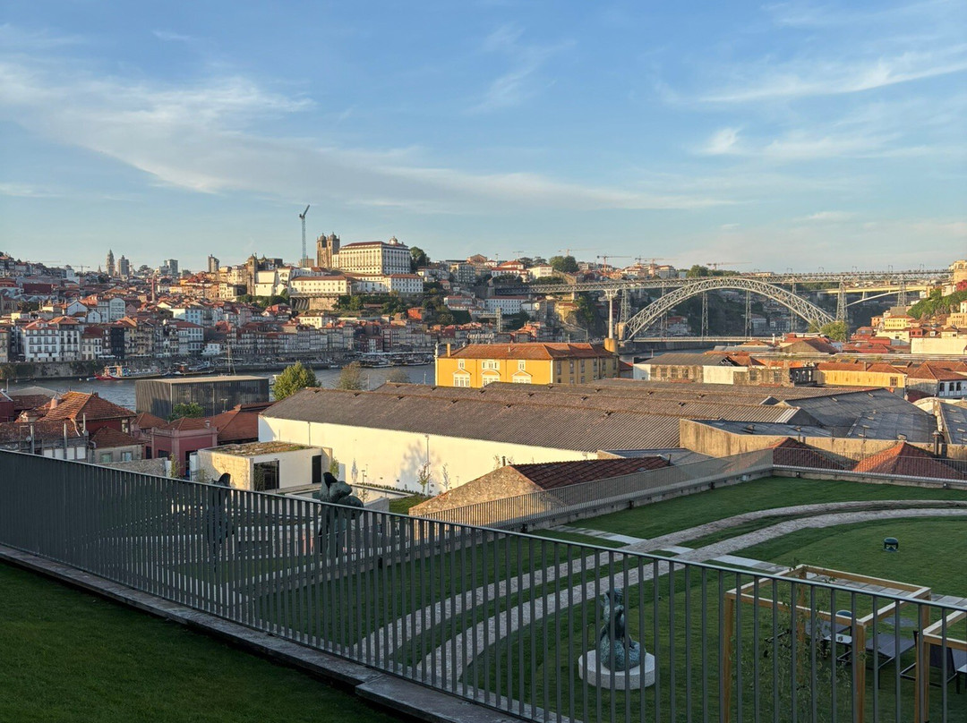 Praça Da Ribeira-波尔图必去景点