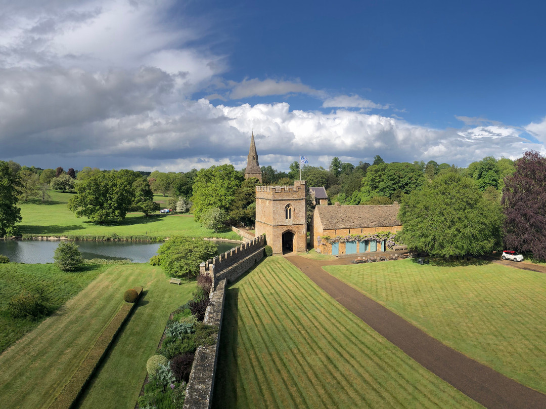 Broughton Castle-班伯里必去景点