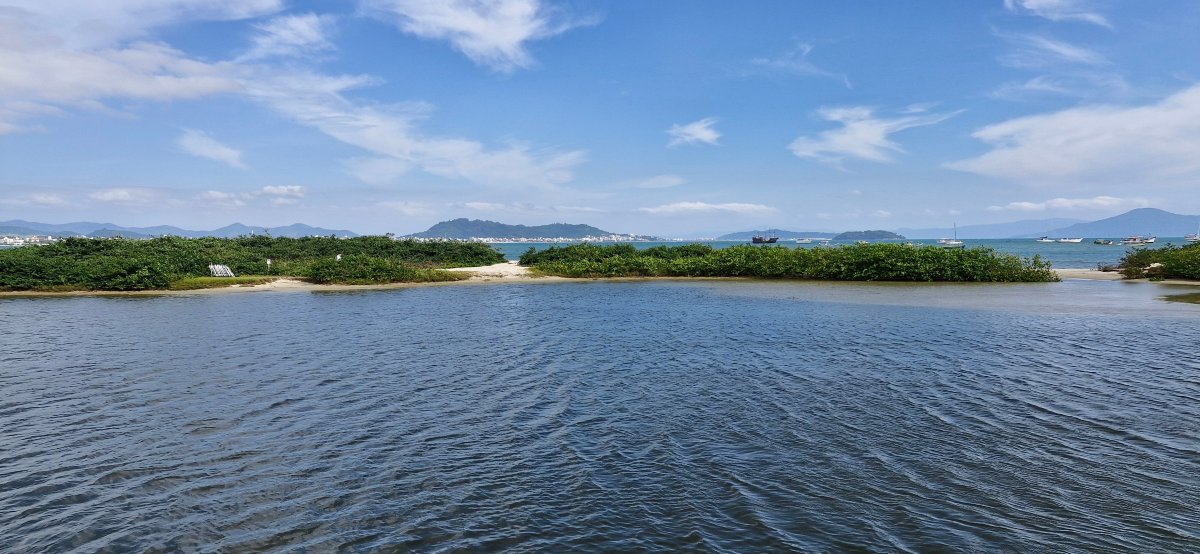 哥斯达诺特彭塔卡纳斯酒店-旅行者