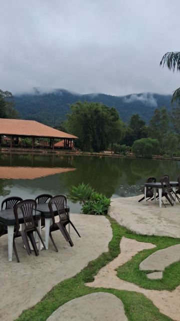 拉泽尔甘索复合式酒店-旅行者