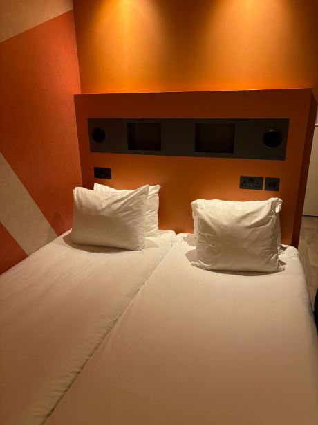 宜必思快捷曼彻斯特机场酒店-旅行者