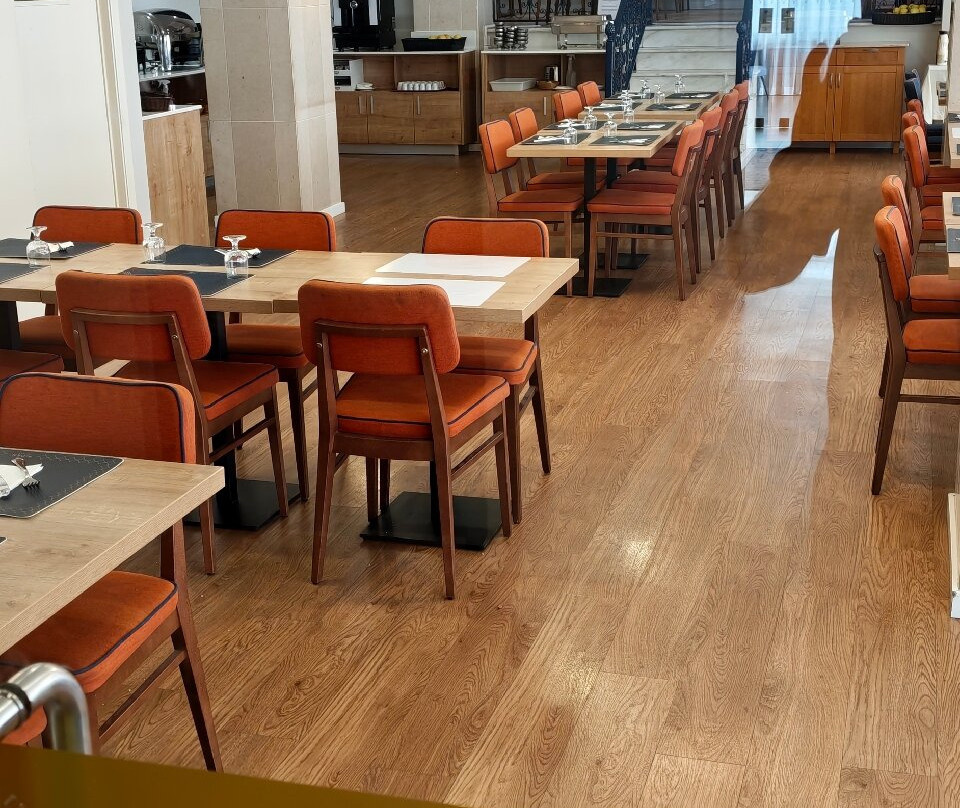 多纳阿米莉亚酒店-里丹酒店主图