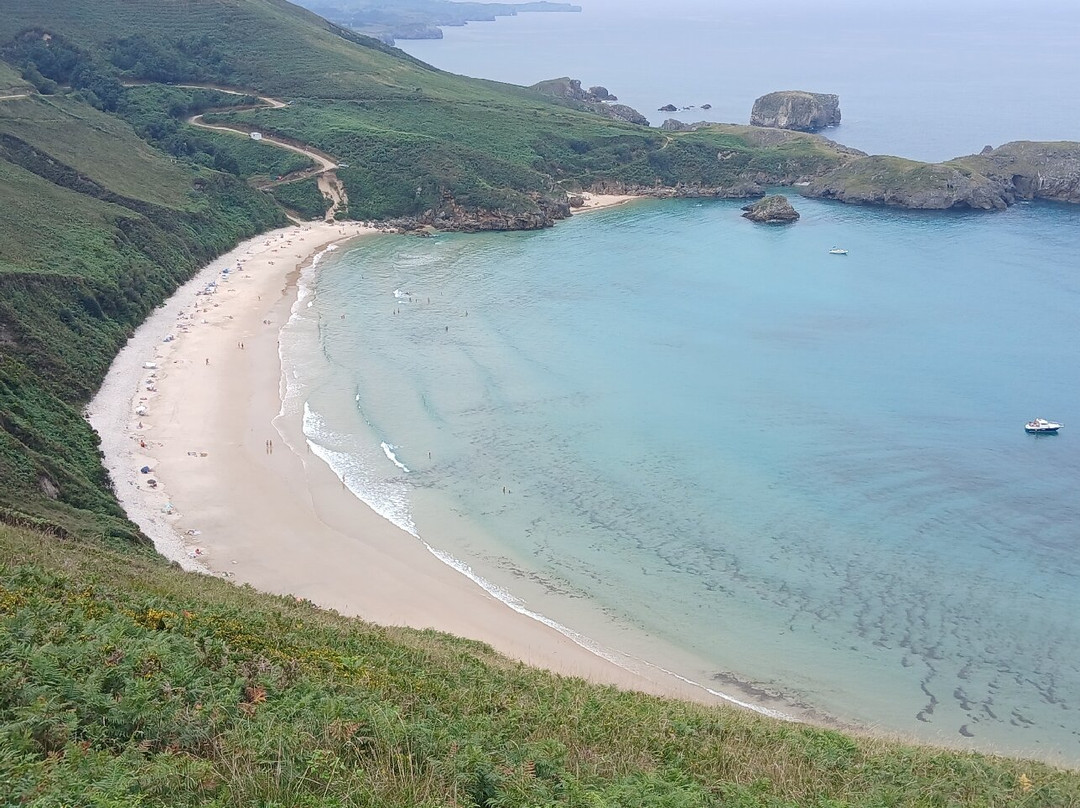 Playa de Torimbia-Nueva de Llanes必去景点
