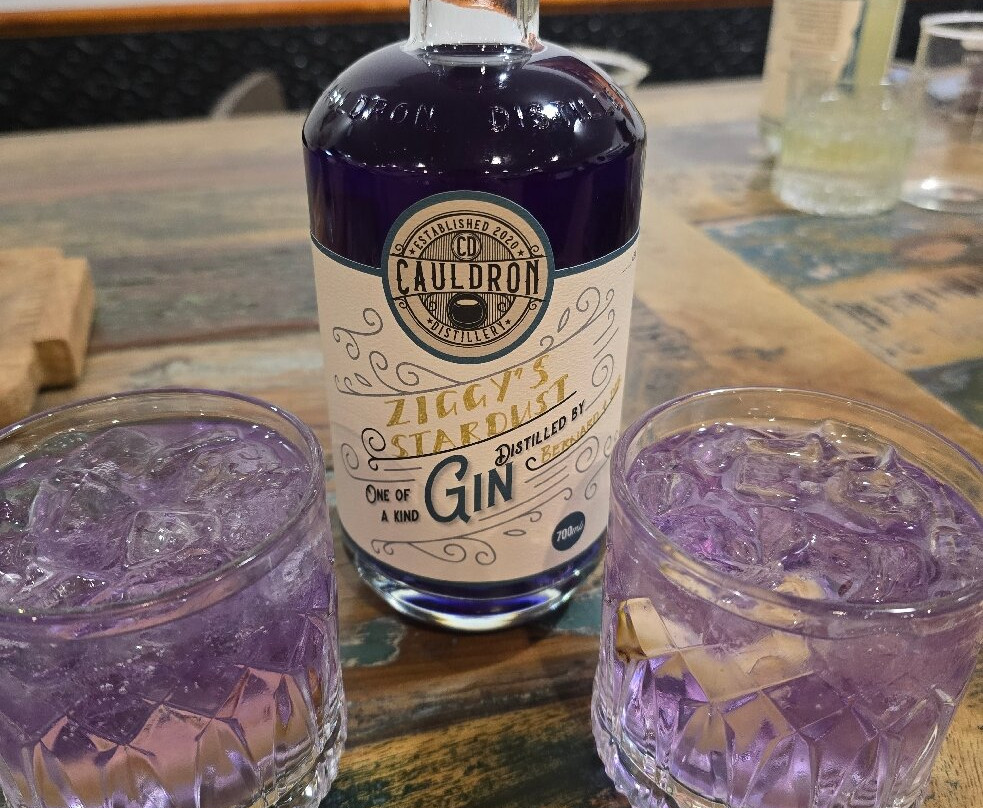 Cauldron Distillery And Estate-丹百林山必去景点