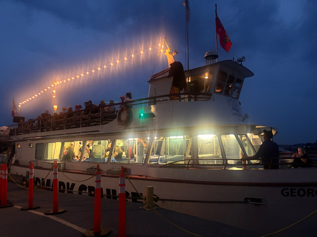 Dylan Lock Sunset Cruise & Concert-Penetanguishene必去景点