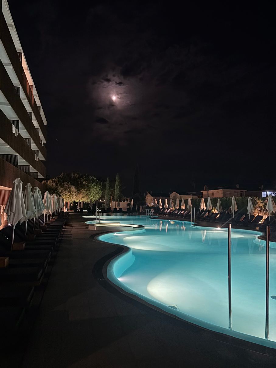 拉斯加维奥塔斯套房水疗酒店-旅行者