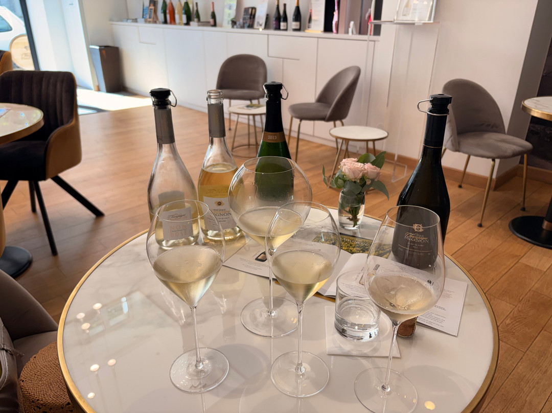 Champagne Pierre Mignon-埃佩尔内必去景点