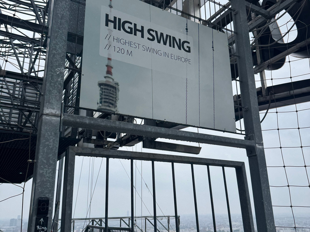 High Swing Berlin-柏林必去景点