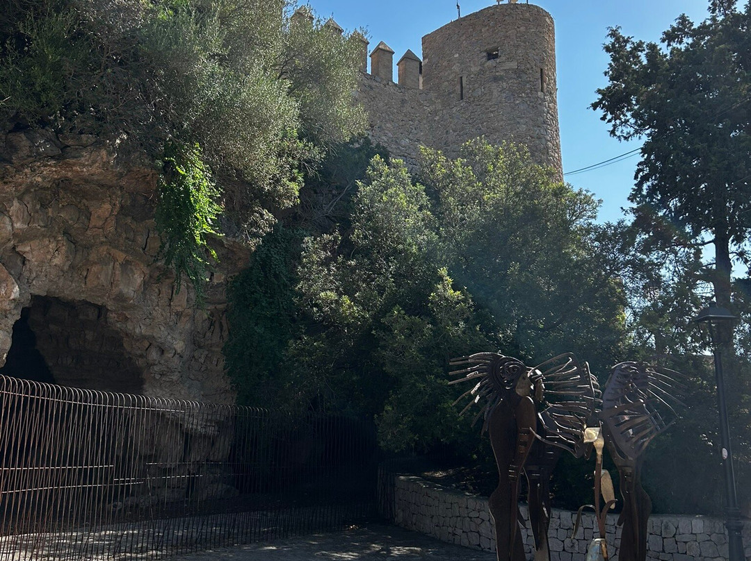 Santuari de Sant Salvador-Arta必去景点