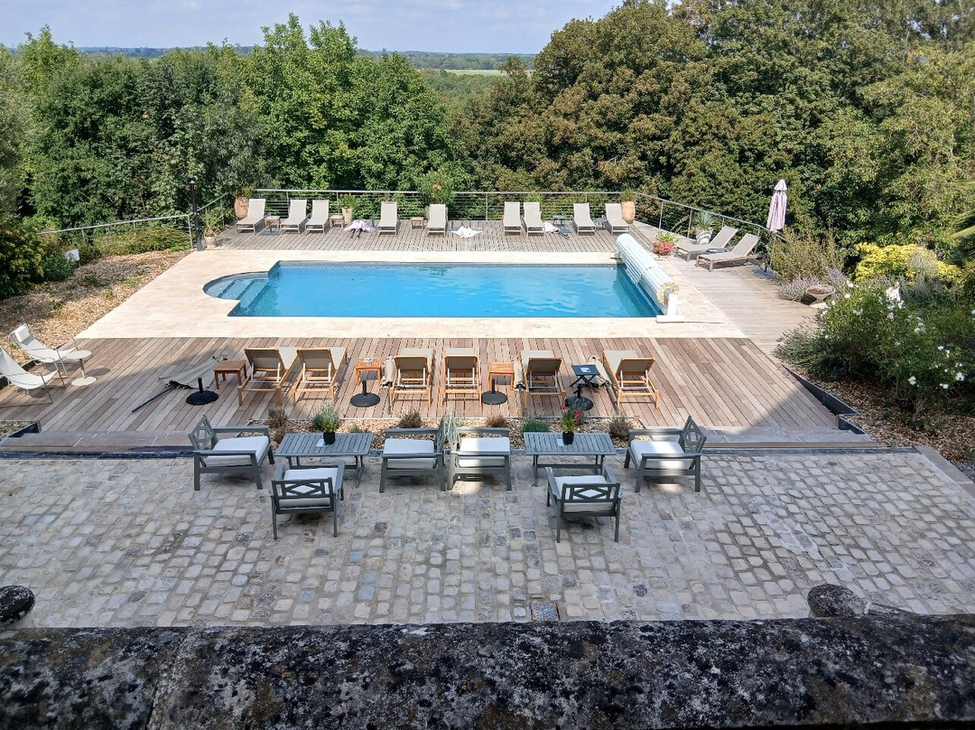 Le Château Des Forges主图