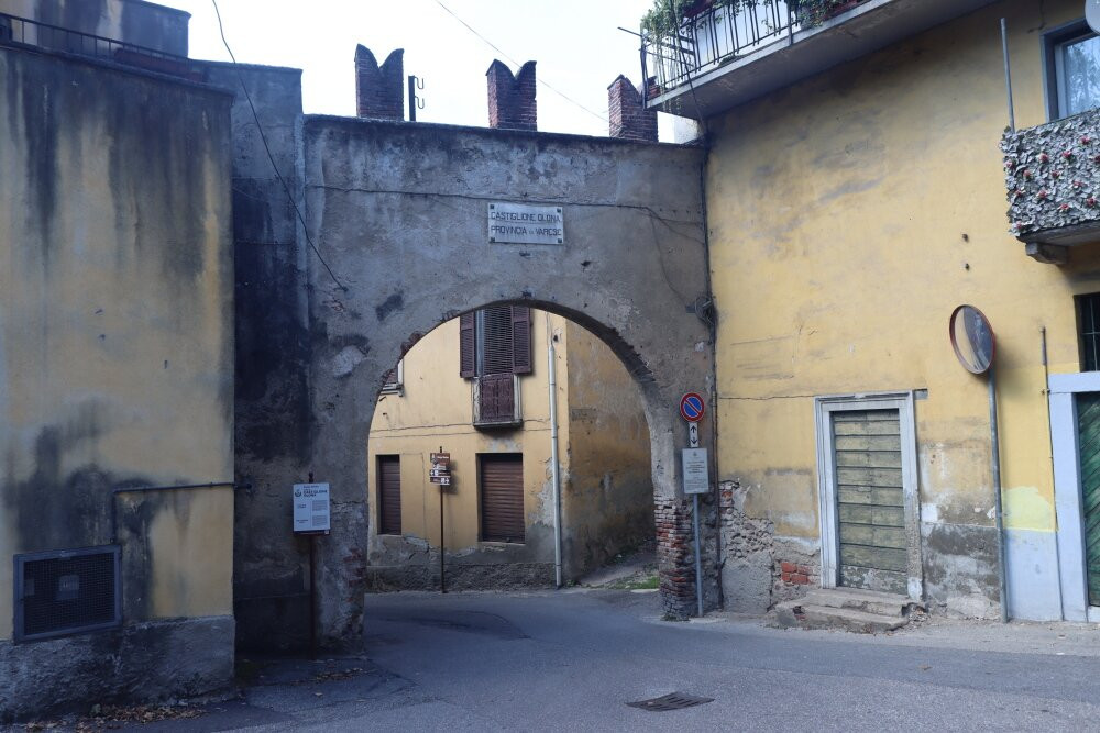 Arco di Levante-Castiglione Olona必去景点