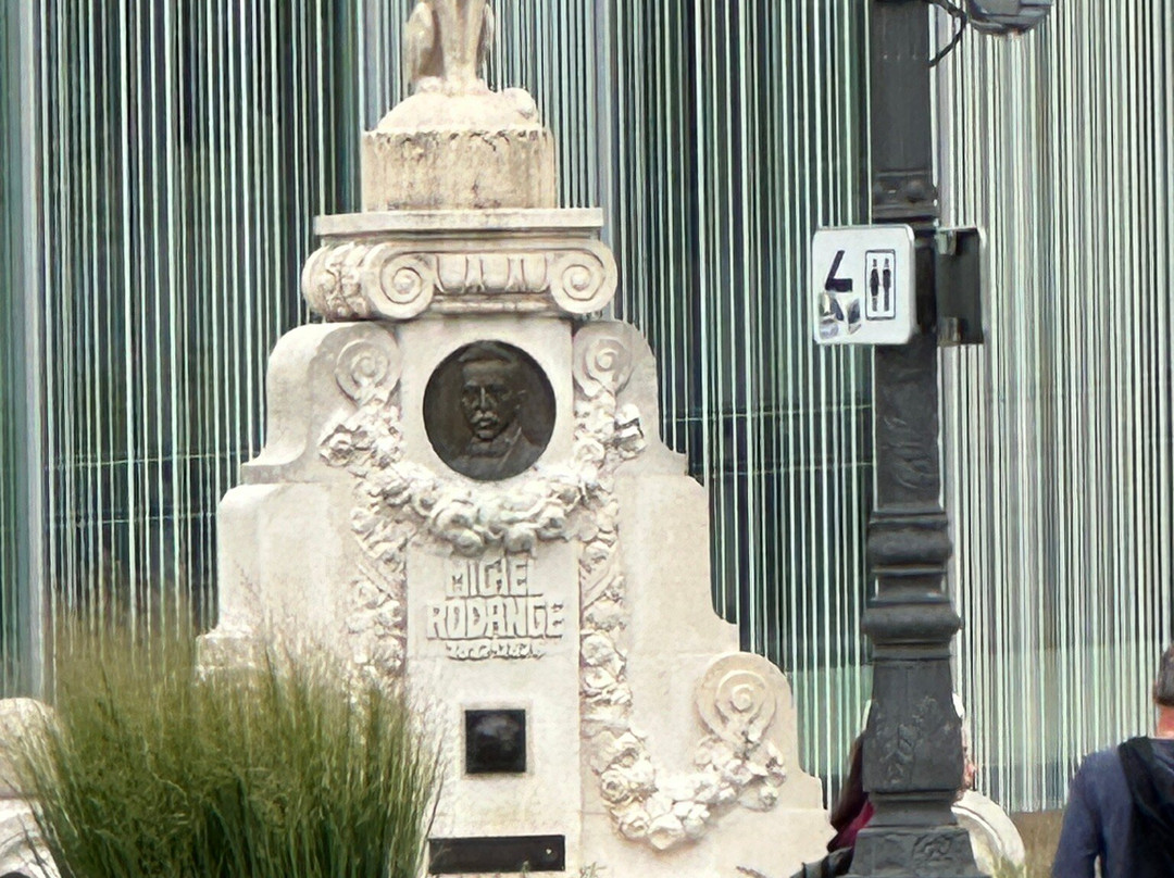 Monument to Michel Rodange-卢森堡城必去景点