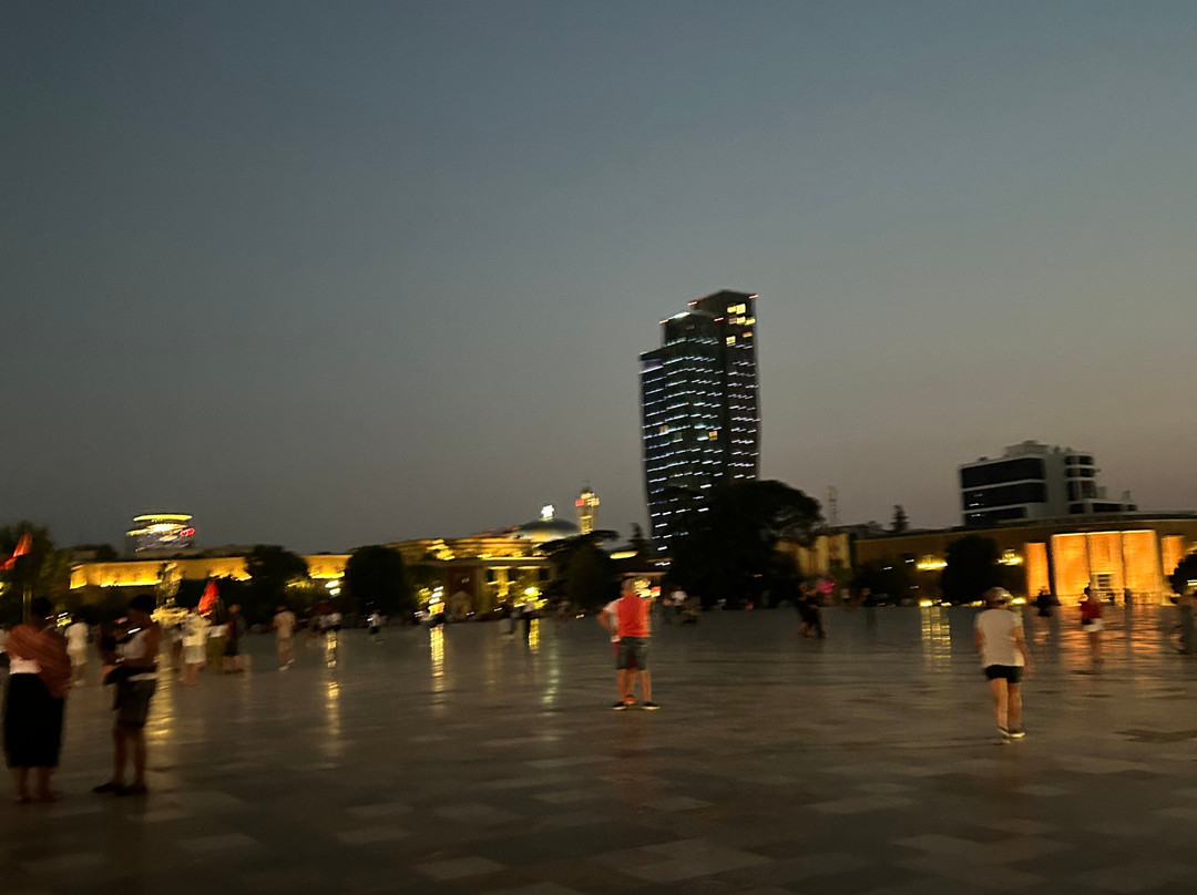 Skanderbeg Square-地拉那必去景点