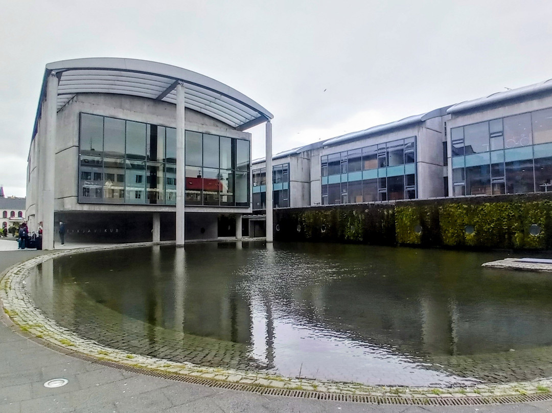 Reykjavik City Hall-雷克雅未克必去景点