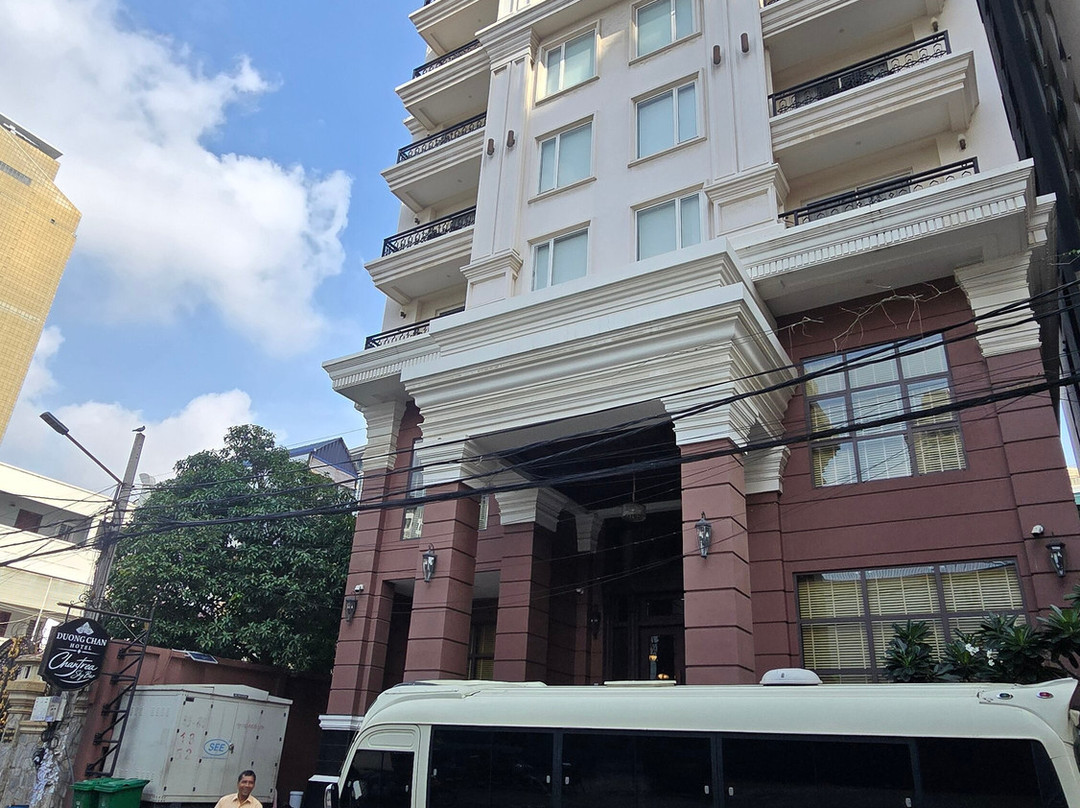 东灿酒店主图