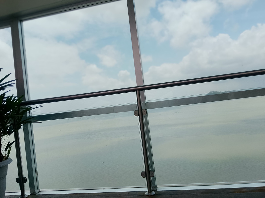 圣安娜港瓜亚基尔温德姆酒店主图