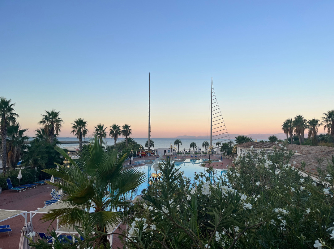 Phi Hotel Sighientu主图