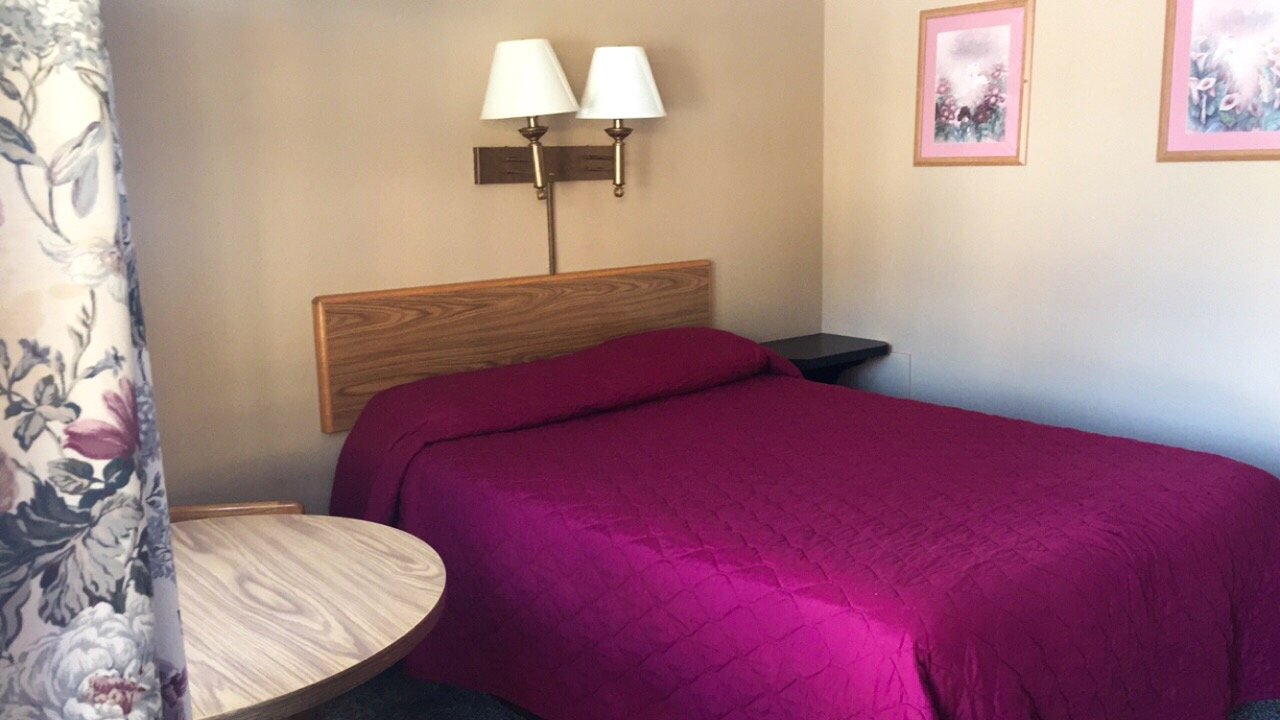 Plaza Motel-官方