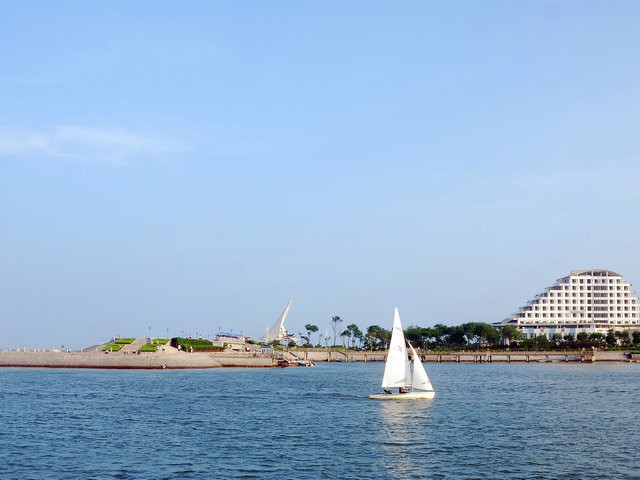 日照市旅游景点-万平口海滨广场